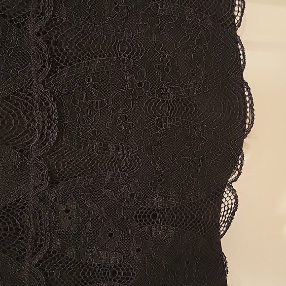 Black pullover blouse with Lace front - Picture 5 of 5